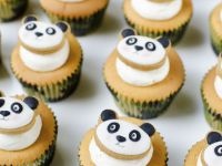 Panda cupcakes